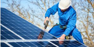 Installation Maintenance Panneaux Solaires Photovoltaïques à Pralon